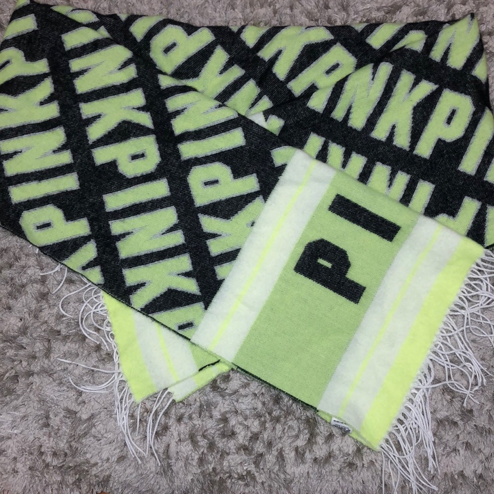 PINK neon scarf